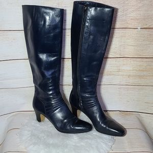 RARE Salvatore Ferragamo Carla blue heeled boots